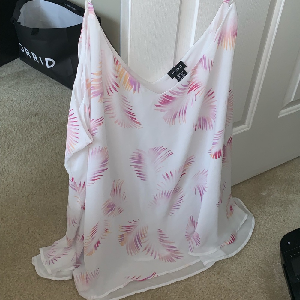 Size 6 torrid tank